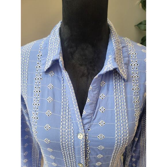 Ultra Pink Button Front Blouse Women's Medium Blue White Floral Embroidered - Picture 6 of 11